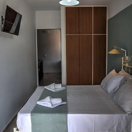 Astacos * Paleokastritsa