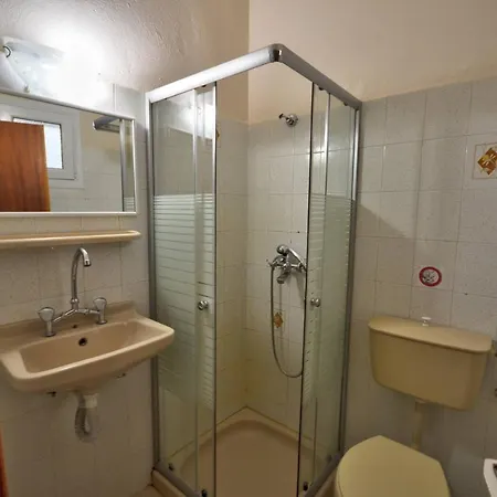 Astacos Проживание в семье