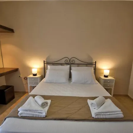 Astacos Paleokastritsa